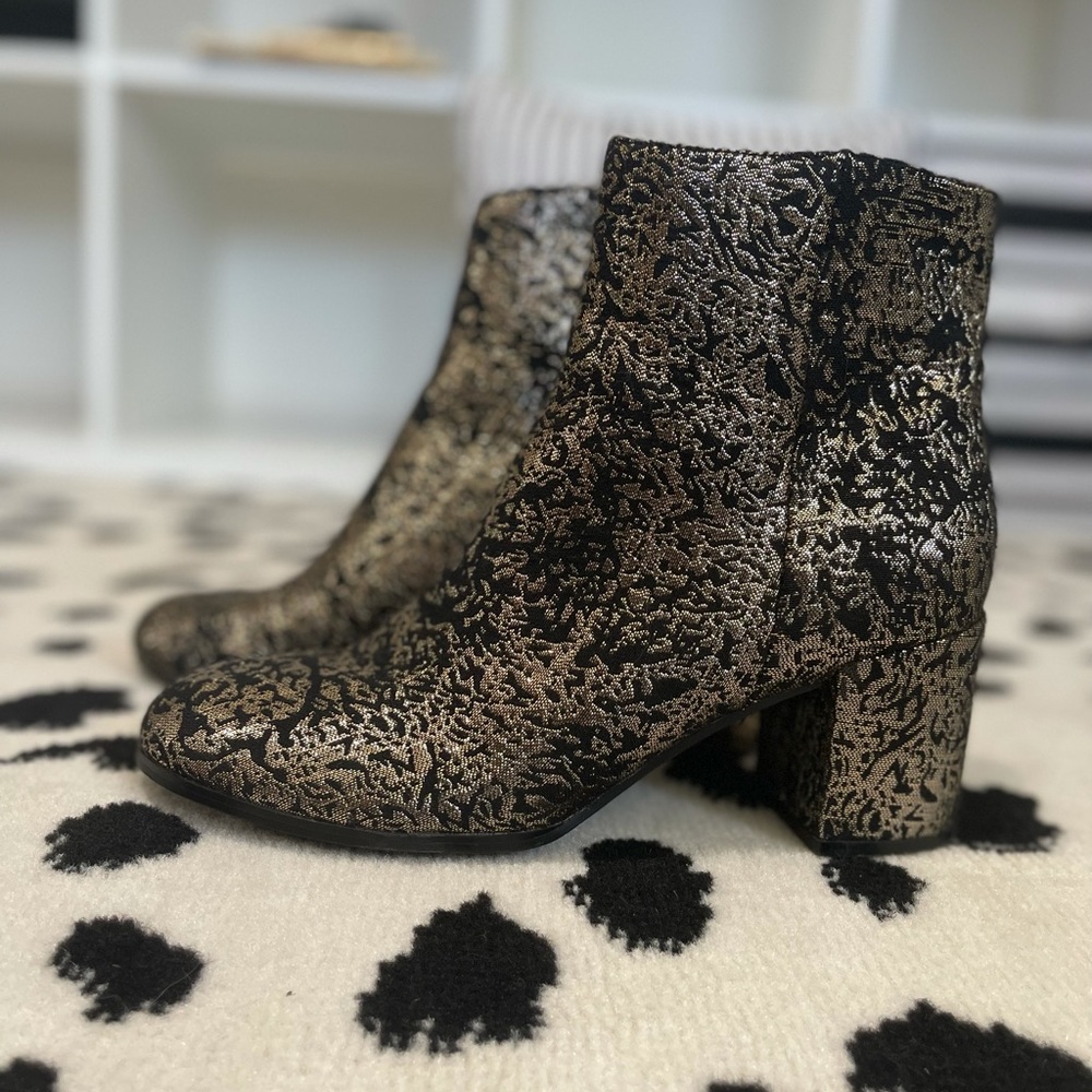 Metallic marbled booties Indigo Rein